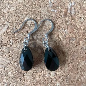 Swarovski Earrings Stainless Steel 15mm stones 🖤🖤🖤